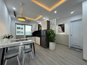 Da Nang Daisy Apartment 1 Beach View