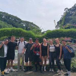 BACKPACKER LODGE Trekking & Transport