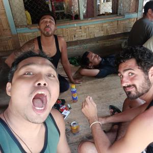 BACKPACKER LODGE Trekking & Transport