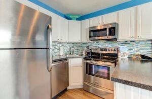 0310 Seaside Serenity condo