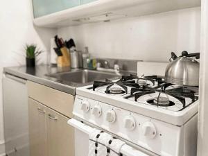 Studio Gold Coast City Living - SP 1204