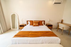 Villa Oaks Private 3BR Pool Villa in Canggu