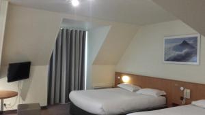 Hotels Hotel Vert : Chambre Quadruple