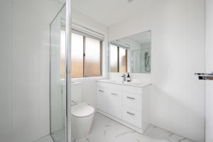 Westside Lake and Bay - Altona