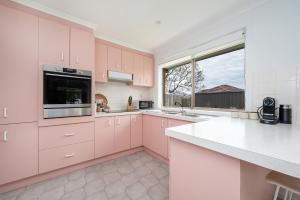 Westside Lake and Bay - Altona