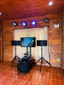 บ้านป่าสักแคมป์ เขาค้อ By chai Architect