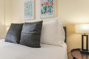 City Life Simplified & Furnished 1BR - SP 1110