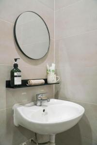 Nha Trong Ngo Homestay - Studio Apartment - Beachside - Western Area Da Nang