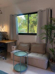 Green & Pink Garden Homes