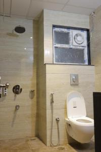 TIRUPATI WHITE - Hotel & Restaurant