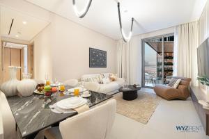 Posh 2BR Vida Dubai Mall Hotel Amenity & Mall Access