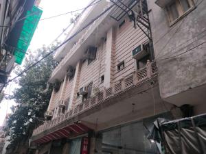 Collection O Paharganj NDLS Railways Formerly Sai Mahal International