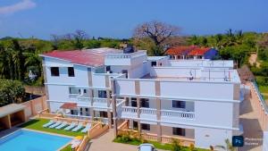 Charming chalet Diani