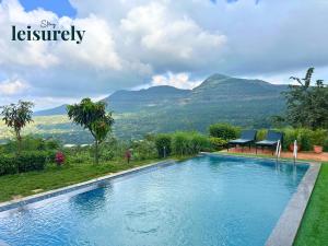 Stay Leisurely Glass & Clay Retreat, Pawna Lake