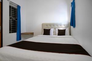Hotel O 94843 Syariah Hj. Lilis Sukabumi