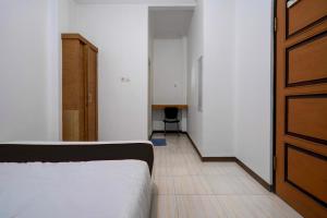 Hotel O 94843 Syariah Hj. Lilis Sukabumi