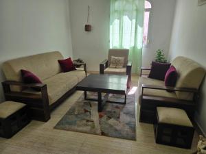 Moznaa Hostel
