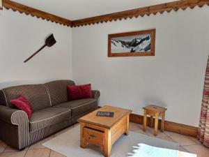 Au cœur de Chamonix – La Ginabelle, Calme avec Piscine, Sauna & Garage