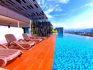 Belle Vue Infinity Suites l The Horizon Ipoh l by Grab A Stay l 1-8pax