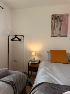 Calstock House Sleep 11 Free Parking Book Now