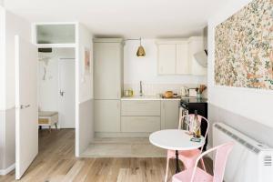 The Nook above the Bookshop - Pass the Keys