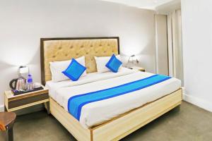 99 HOTEL APPLE PARK With - FREE AIRPORT PICKUP DELHI AIRPORT