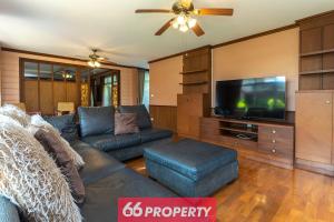 10 Bedrooms Quiet Oasis Pool Villa near City