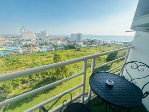 Beach Seaview Jomtien-tub, projector, high speed Wi-Fi