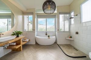 Villa 888 Tropical Heart - 1BR Pool Villa Seminyak