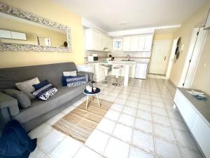 Huge Sunny Terrace & Pool By Deihu Experiences