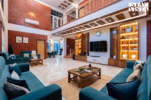 StayVista at The Red Creek with BBQ and Bonfire