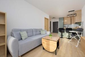Stylish Apartment Habicha with Air Conditioning and Underground Parking by Noclegi Renters