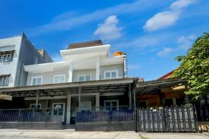 OYO 94818 Sabina House Syariah