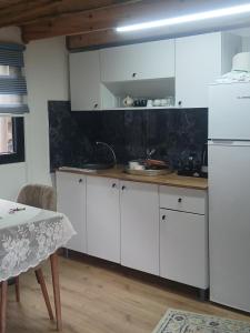 Peaceful wooden house in the heart of nature