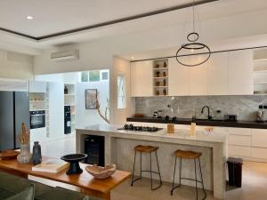 3BR Luxury Retreat Umalas with Pool - Villa Theo