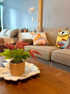 One Bedroom with Netflix at Uptown Residences, BGC, Taguig