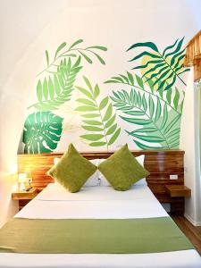 ROYAL SUITES - PORT BARTON