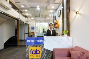 FabHotel Skylight Inn - Artemis Hospital Gurgaon