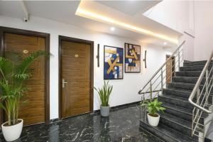 FabHotel Skylight Inn - Artemis Hospital Gurgaon