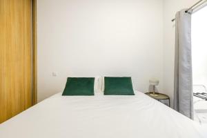 Two 2 Two Urban Stay