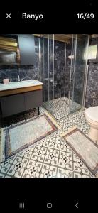 Peaceful wooden house in the heart of nature