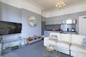 Montague House Apartments