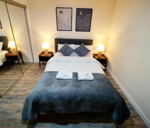 Free parking urban 2BR apartment