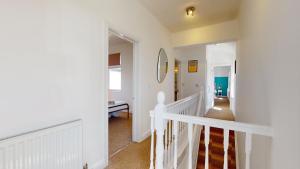 City Centre 2 Bedroom-2 Bath Apartment-Sleeps 6