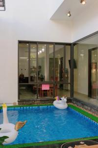 Lamoon Villa Entire 6 Bedroom Apartment - Hue