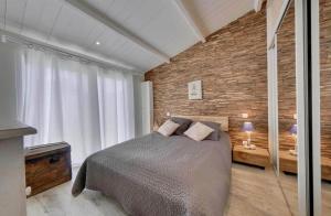 830 La Villa - Heated pool with removable bottom