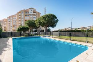 Atico con magnificas vistas al mar y con piscina