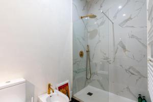 Amplio apartamento a 5 min de San Luis, luminoso y cómodo