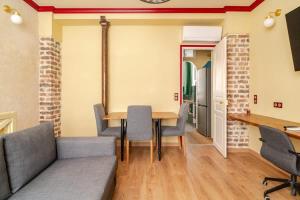 Renovated AC apartment 10 min to eiffel Tower