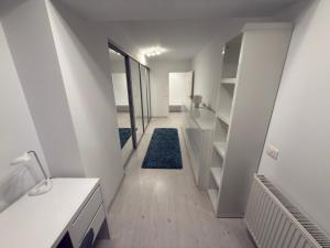 Airport Residence Luxury Apartment